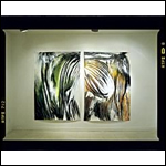 �������M�W